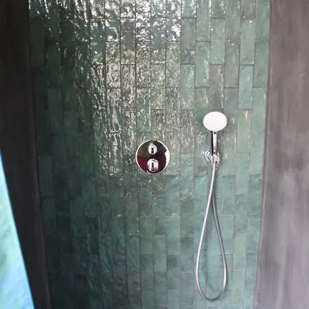 La Maison Au Fil Du Temps