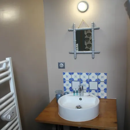 La Maison Au Fil Du Temps 4*